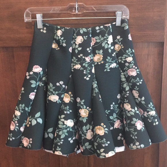 LC Lauren Conrad Dresses & Skirts - LC Flirty Godet Skirt